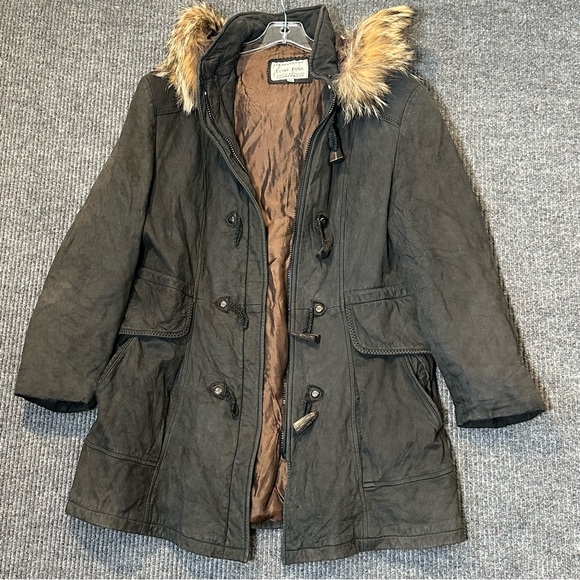Lone Pine Leather Duffle Coat Women's M Coyote Fur Hood Toggle USA Made Vintage - Picture 13 of 13